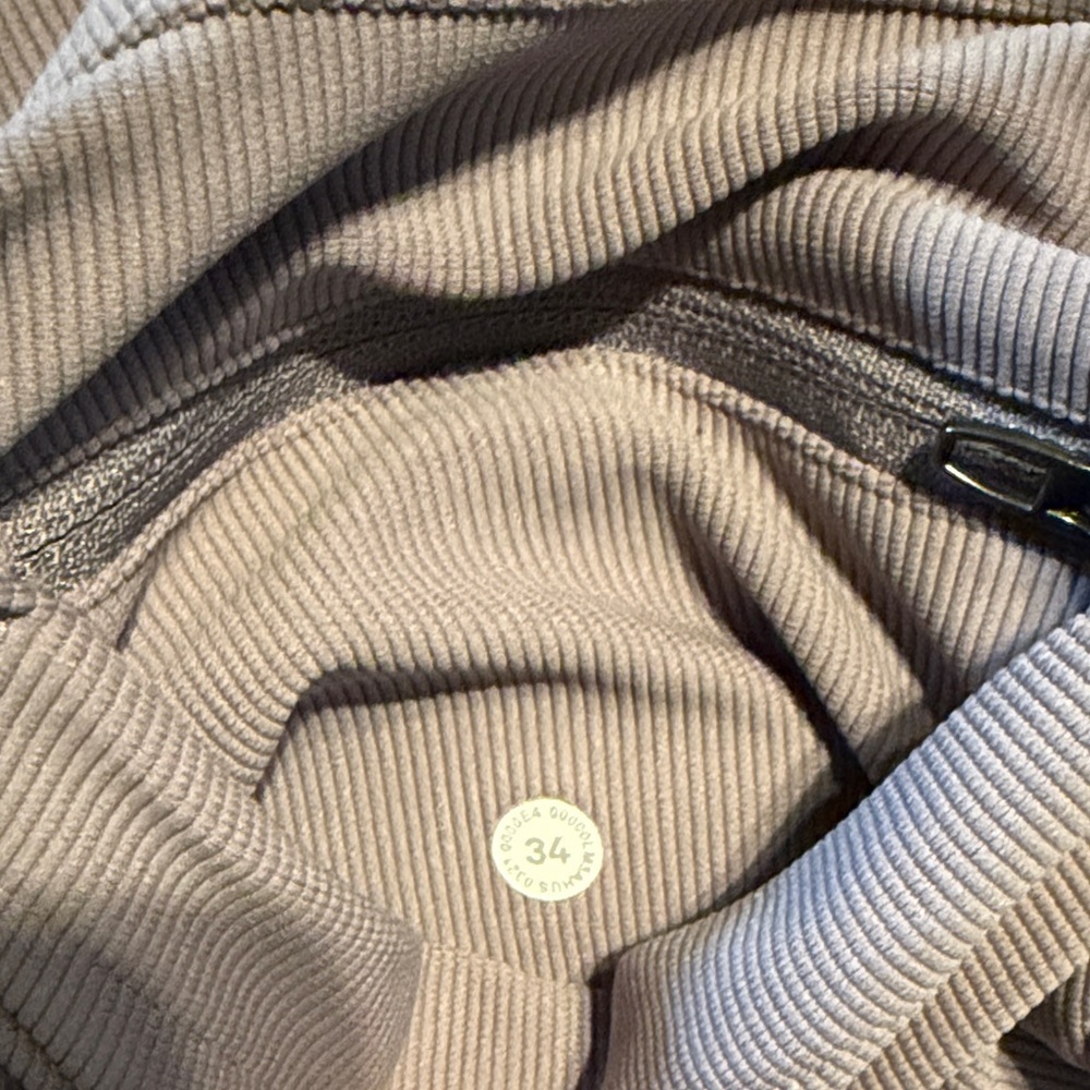 Lululemon Gray/Purple Pants - Picture 6 of 6